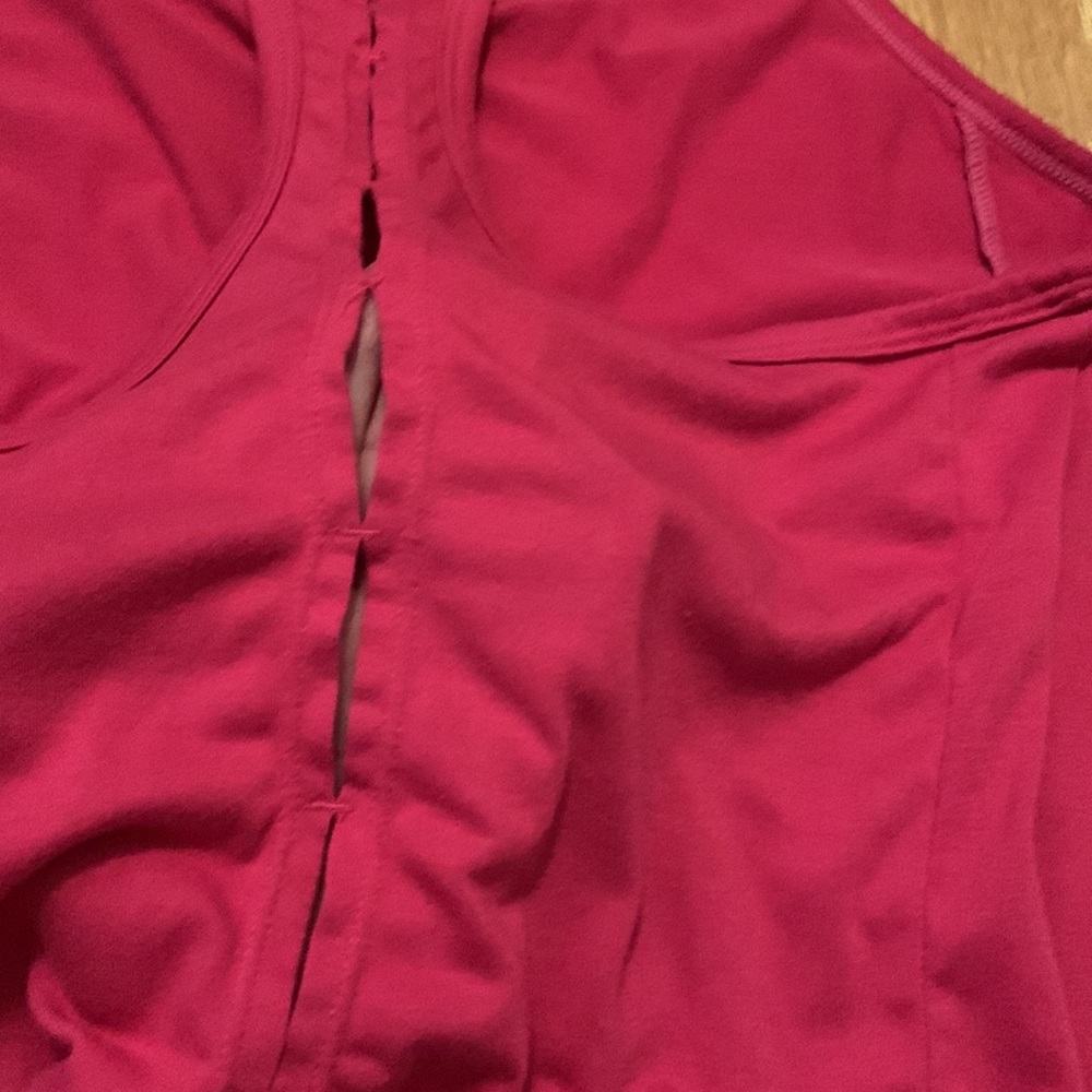 Senita Athletics Tank top - Picture 4 of 9